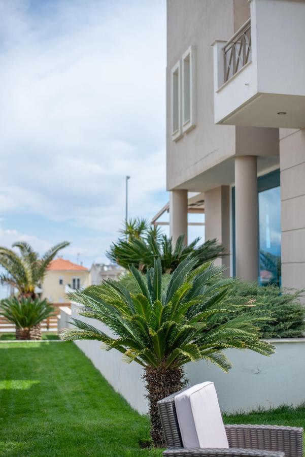 Villa Luminous Nea Iraklitsa Екстериор снимка