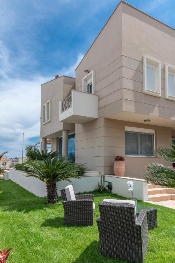 Villa Luminous Nea Iraklitsa Екстериор снимка