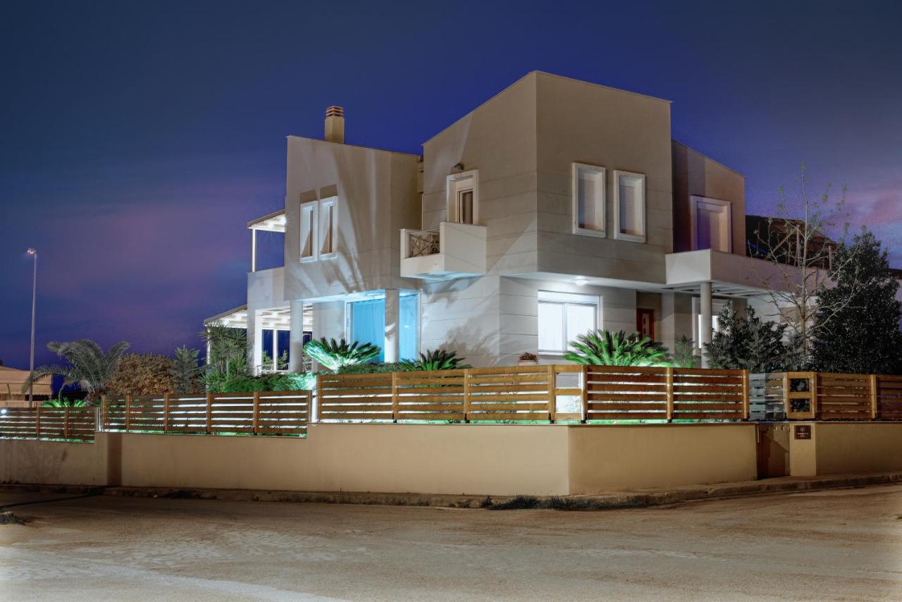 Villa Luminous Nea Iraklitsa Екстериор снимка