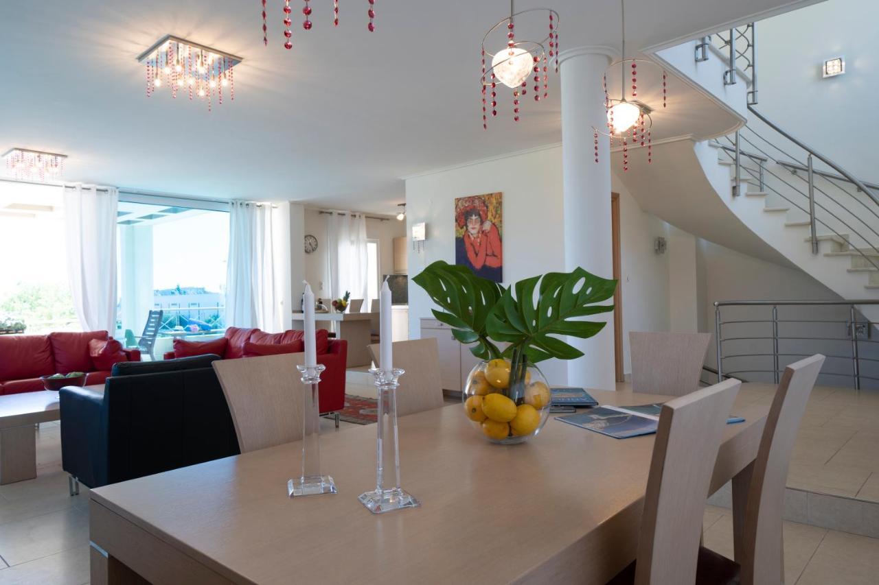 Villa Luminous Nea Iraklitsa Екстериор снимка