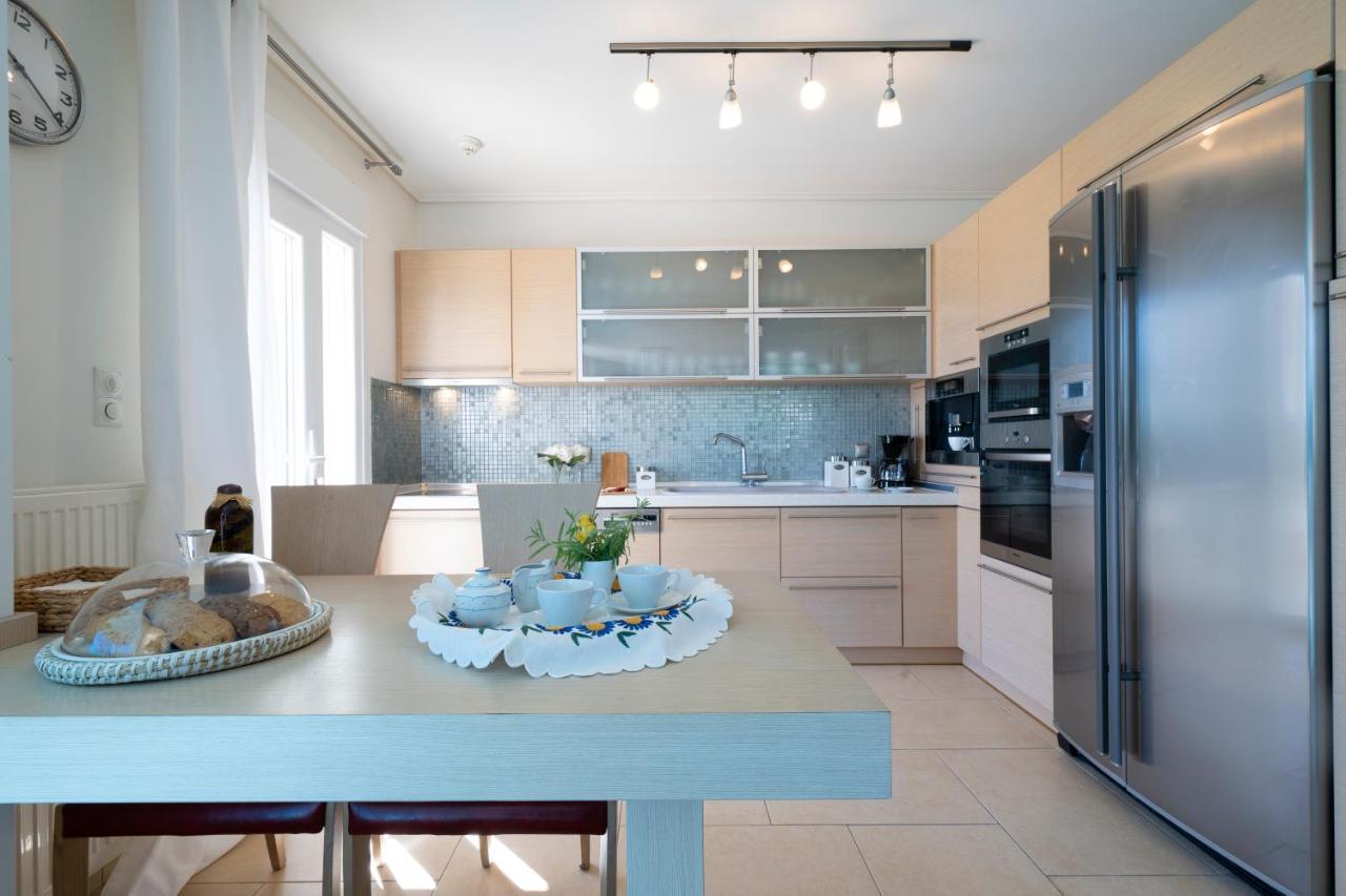 Villa Luminous Nea Iraklitsa Екстериор снимка